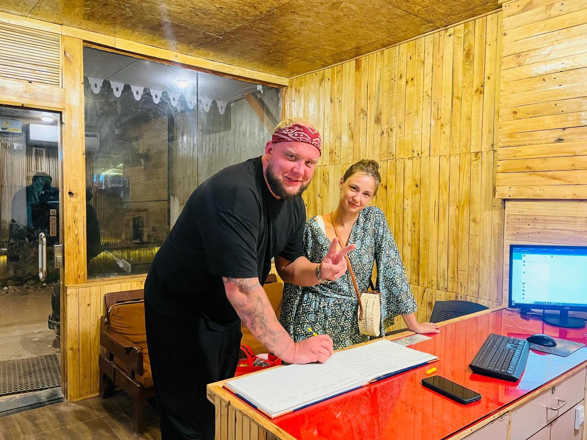 Hotel Pleasure Inn Near Turtle Beach Morjim Manage By Ld Group Of Hospitality Luaran gambar